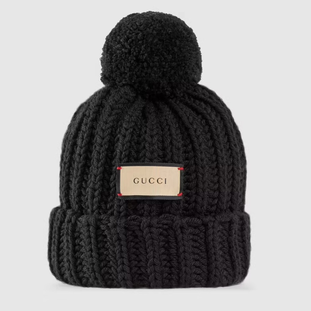 GUCCI  black beanie